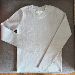 Zara kids Light Gray Ribbed Sweater size 11-12